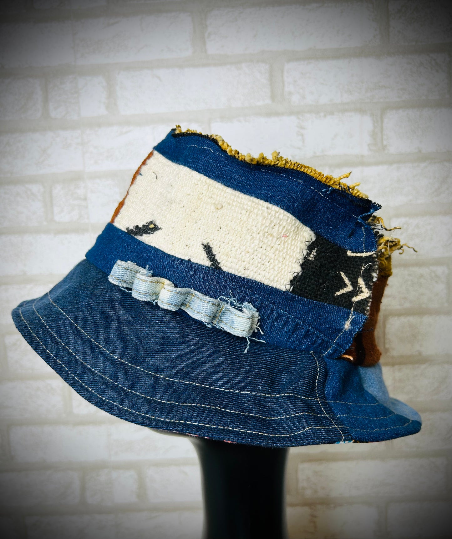 Denim/Mucloth Bucket